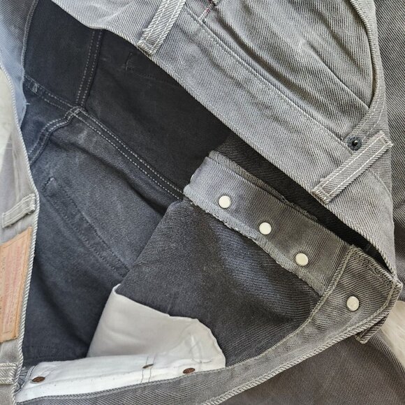 Levis 501 Shorts Mens 42 Cut Off Jean Denim Cotton Button‎ Fly Gray Distressed - Picture 14 of 16